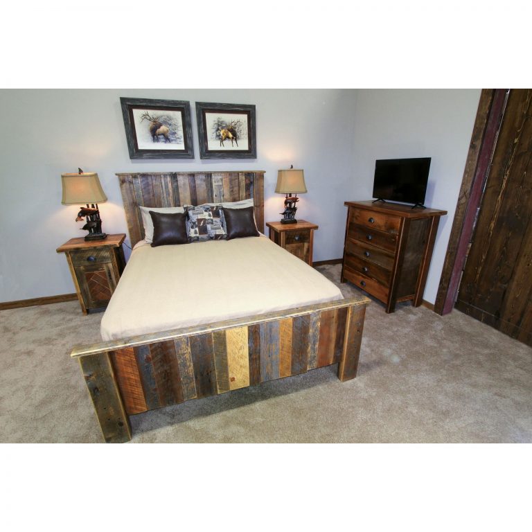 Yellowstone Barnwood Bed | Four Corner Furniture | Bozeman MT